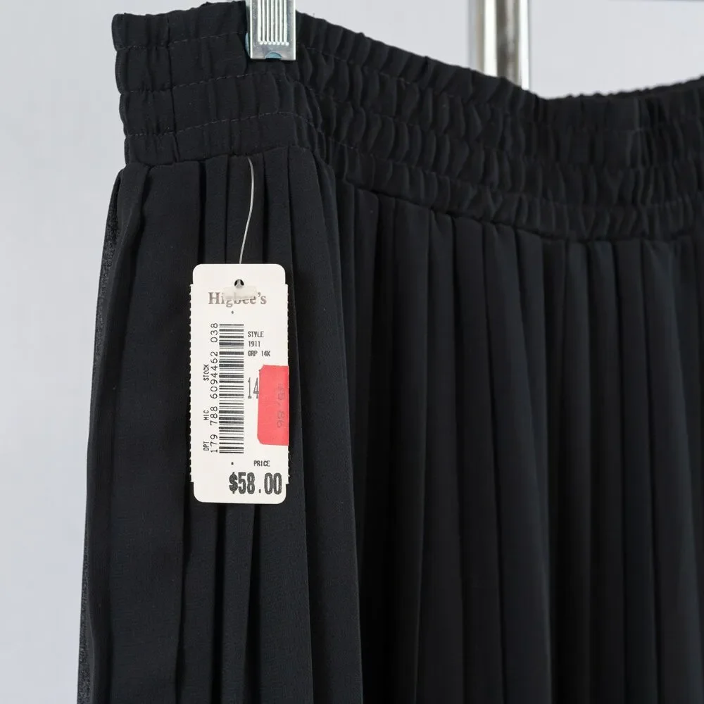 Leslie fay Sportswear black pleated maxi/midi skirt size 14